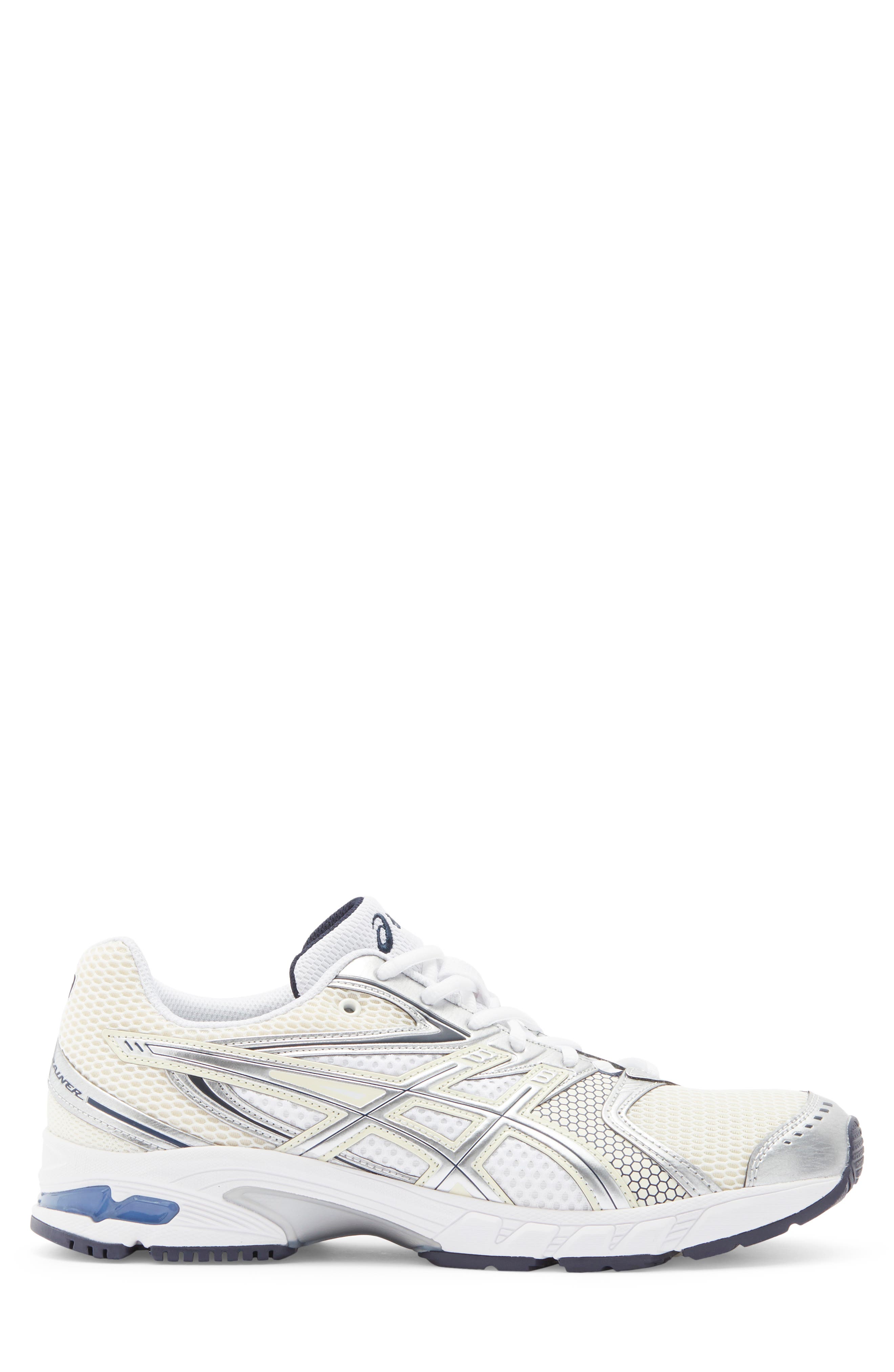 Gender Inclusive Gel-DS Trainer, Alternate, color, WHITE/ MIDNIGHT