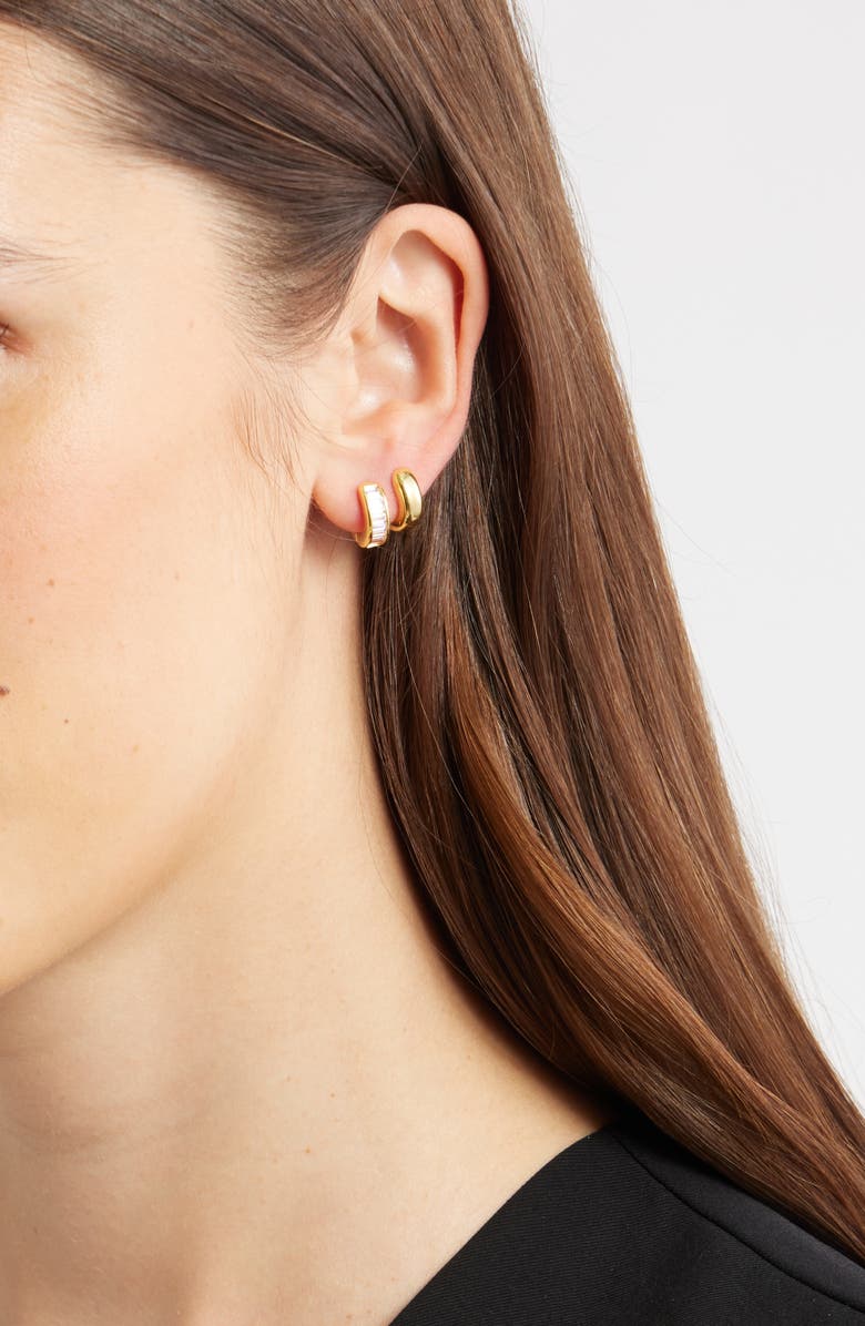 Nordstrom Set of 2 Chubby Huggie Hoop Earrngs, Alternate, color, Clear- Gold