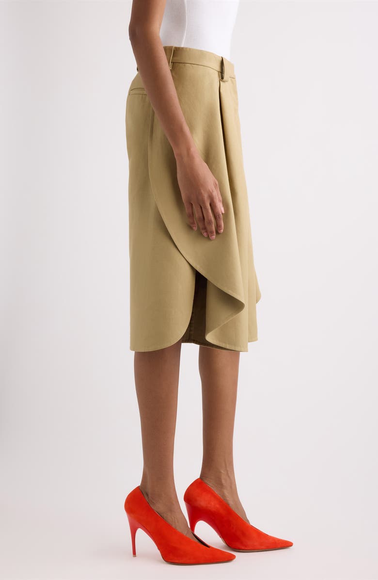Balenciaga Tulip Pleated Bermuda Shorts, Alternate, color, 2602 Camel