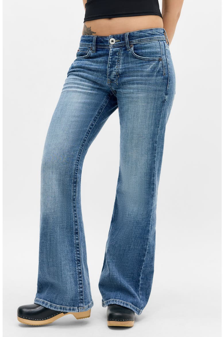 Teo Low Rise Relaxed Bootcut Jeans, Main, color, MID VINTAGE