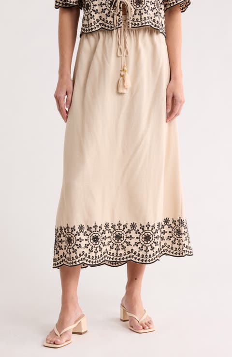 Embroidered Eyelet Hem Pull-On Skirt