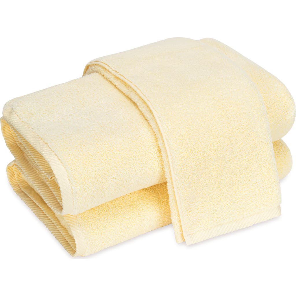 Matouk Milagro Fingertip Towel In Yellow