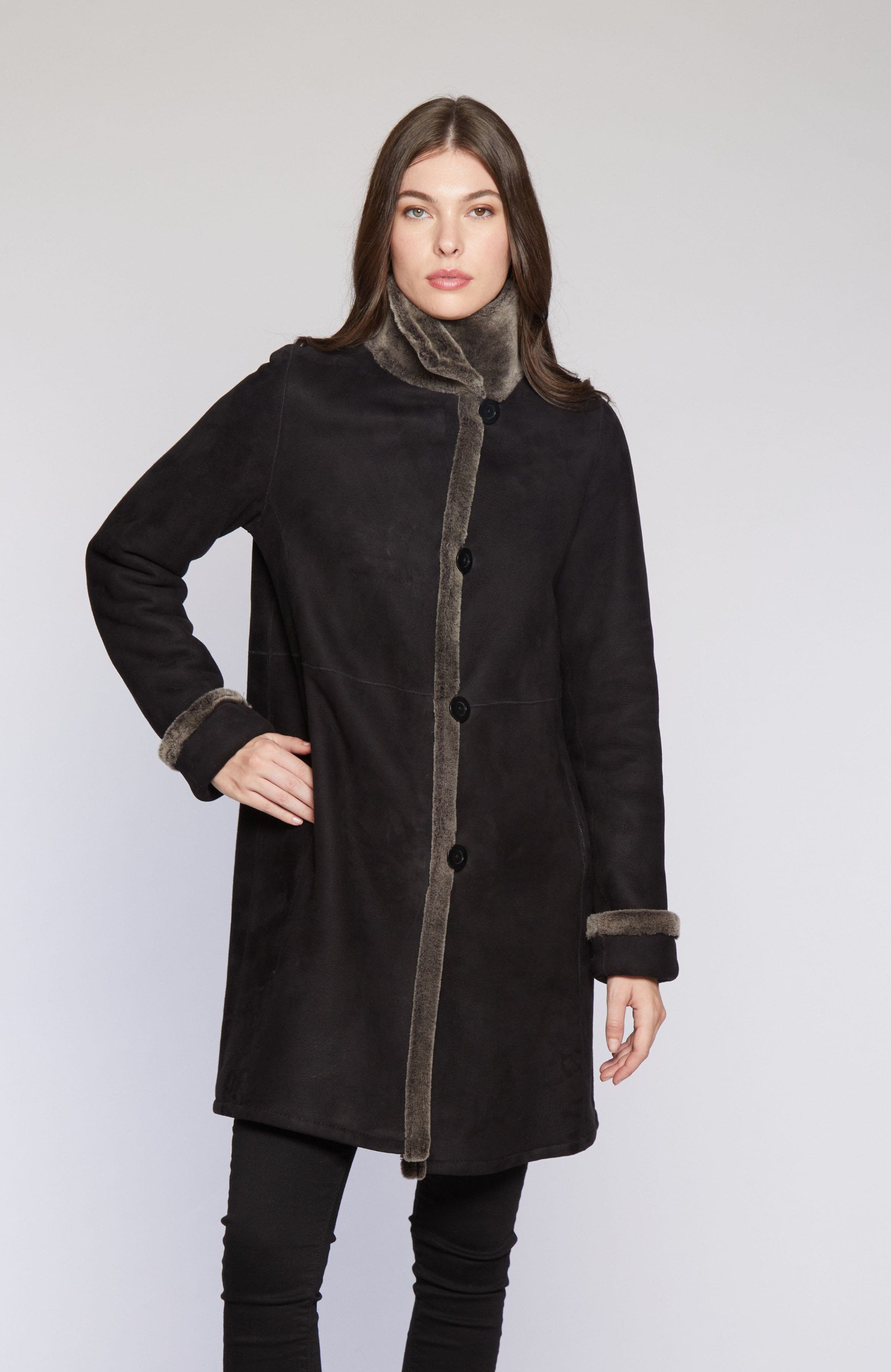 Blue Duck Spanish Merino Shearling Coat in Black Snow 