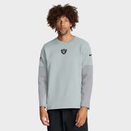 Nike Men's Nike Silver Las Vegas Raiders Sideline Coach Therma-FIT Long Sleeve T-Shirt