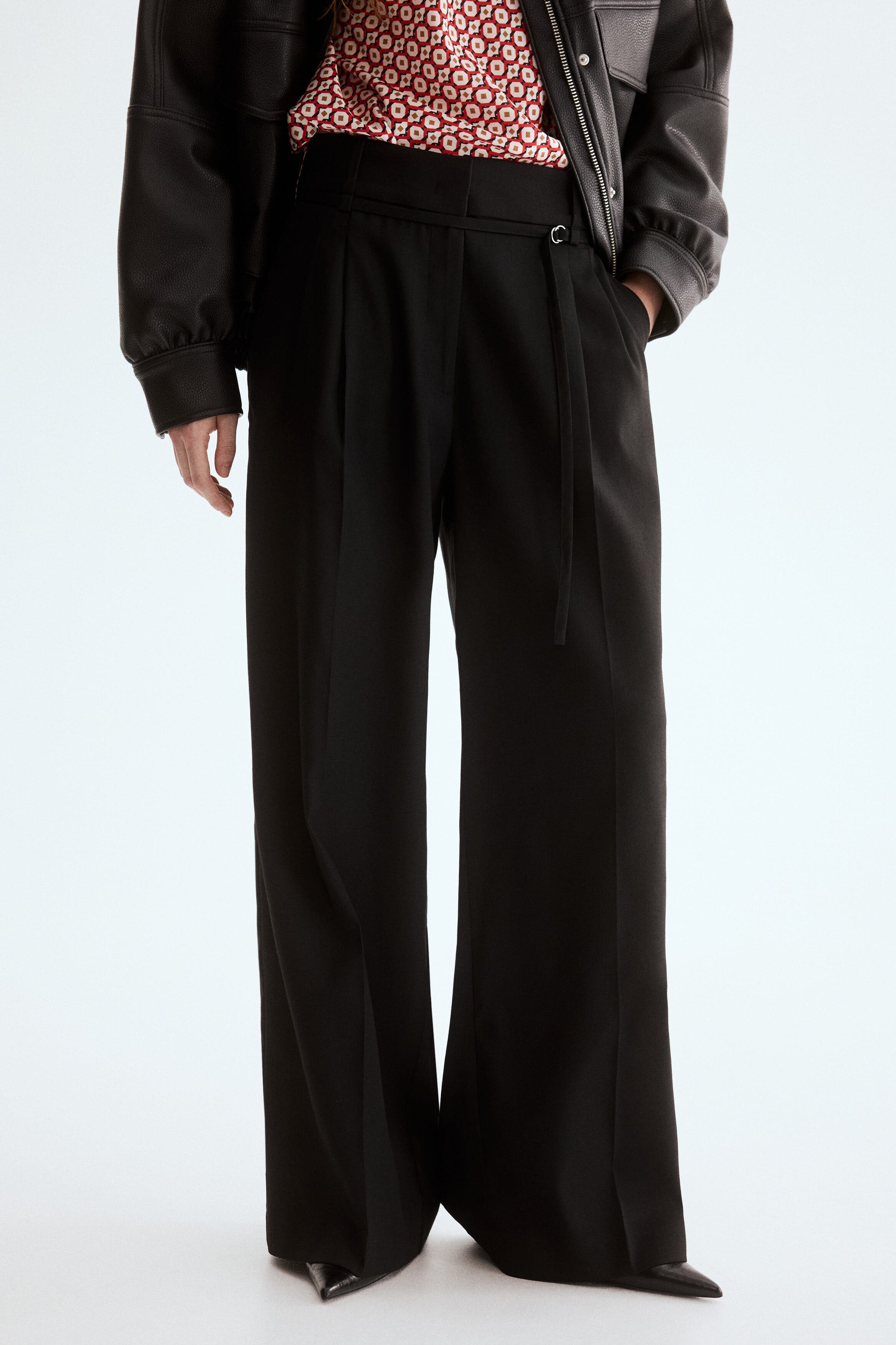 Dress pants - image 2