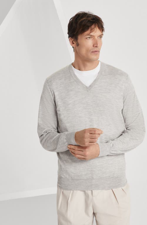 Brunello Cucinelli Cashmere-silk V-neck Sweater In Pebble