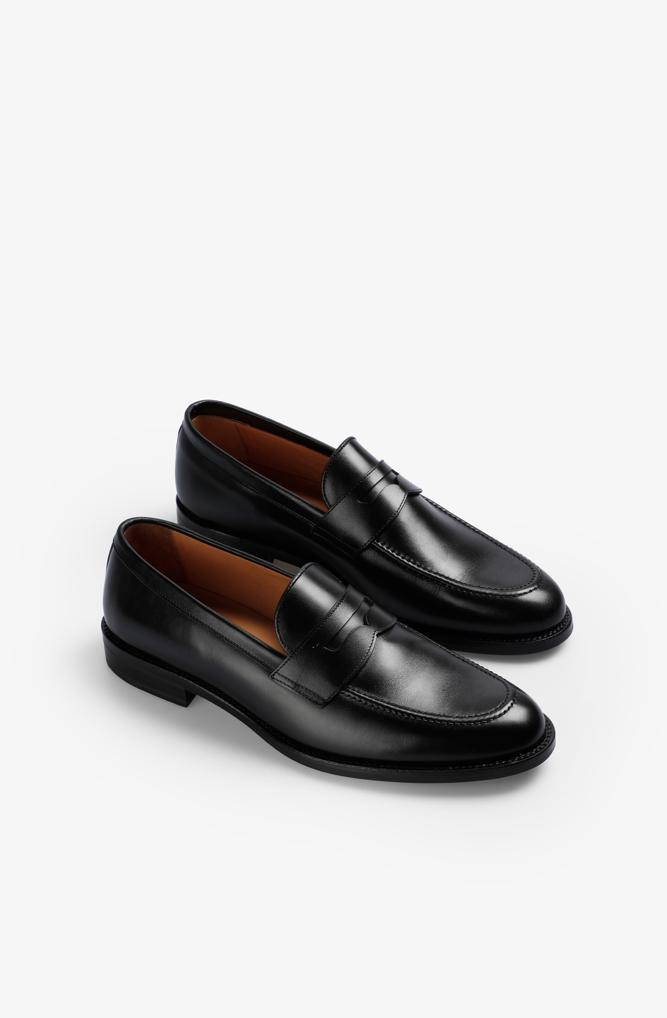 Scalpers Carlson Loafer Shoes, Alternate, color, Black