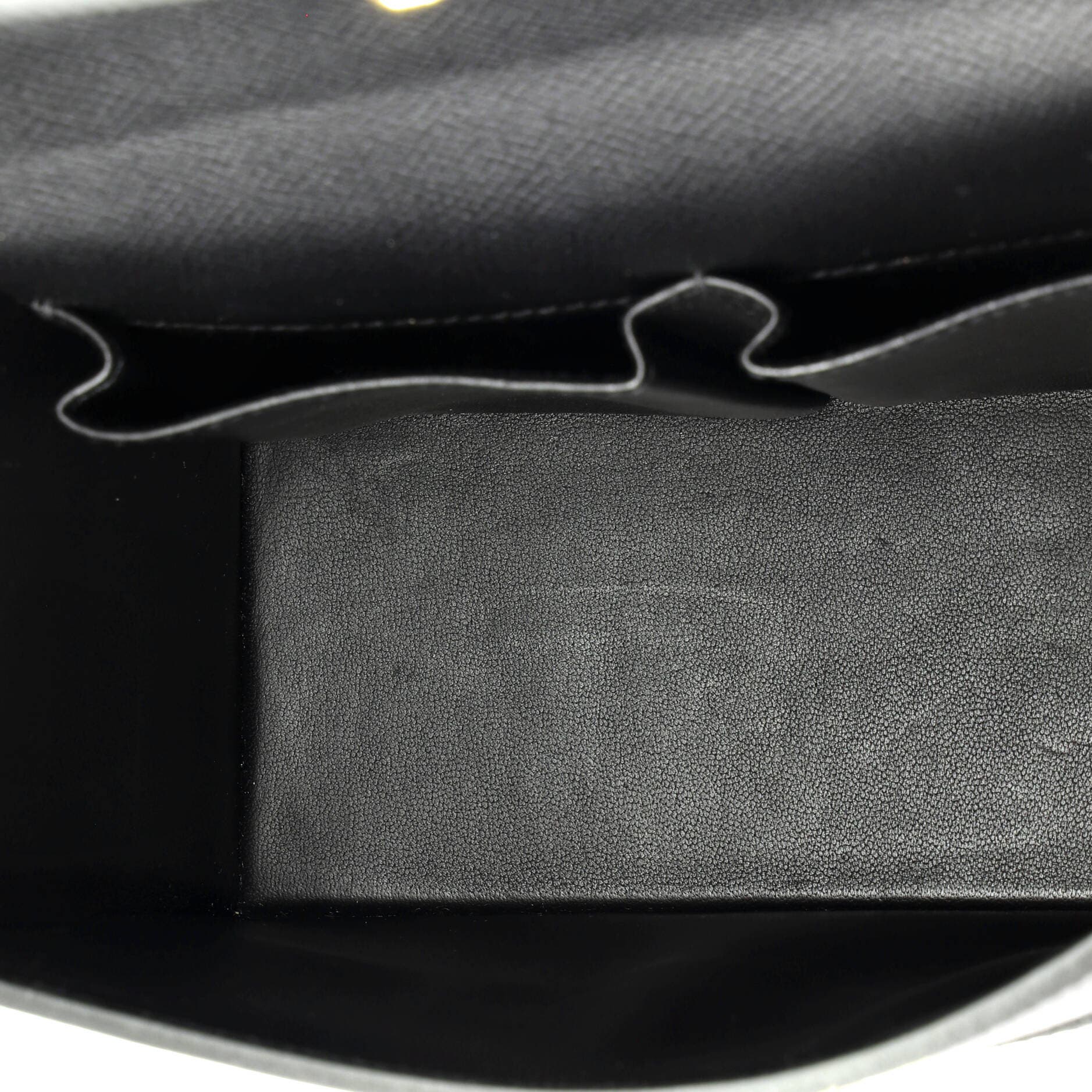 Pre-Owned Hermes Cinhetic Top Handle Bag Epsom, Alternate, color, Noir