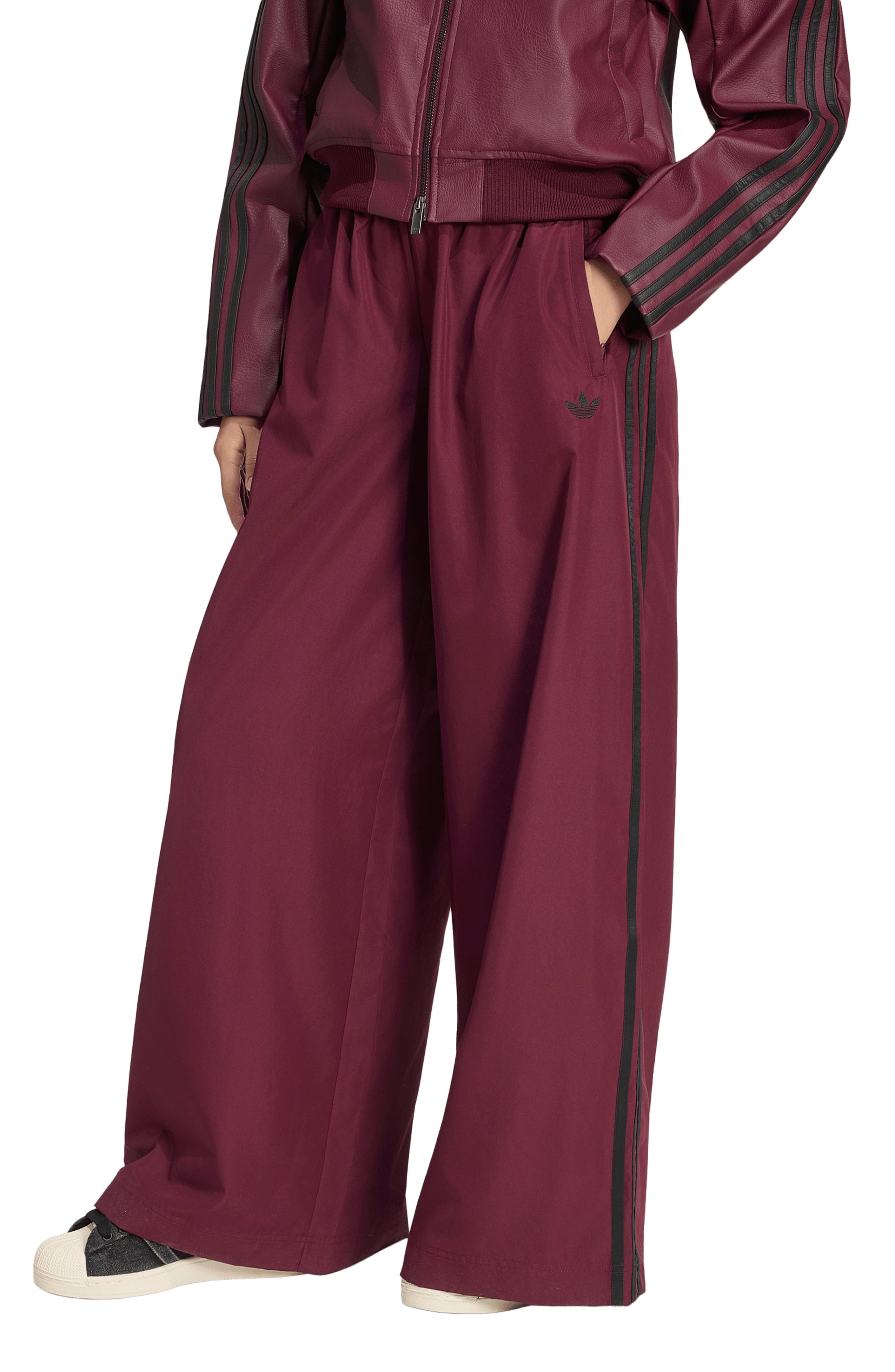 MAROON/ BLACK
