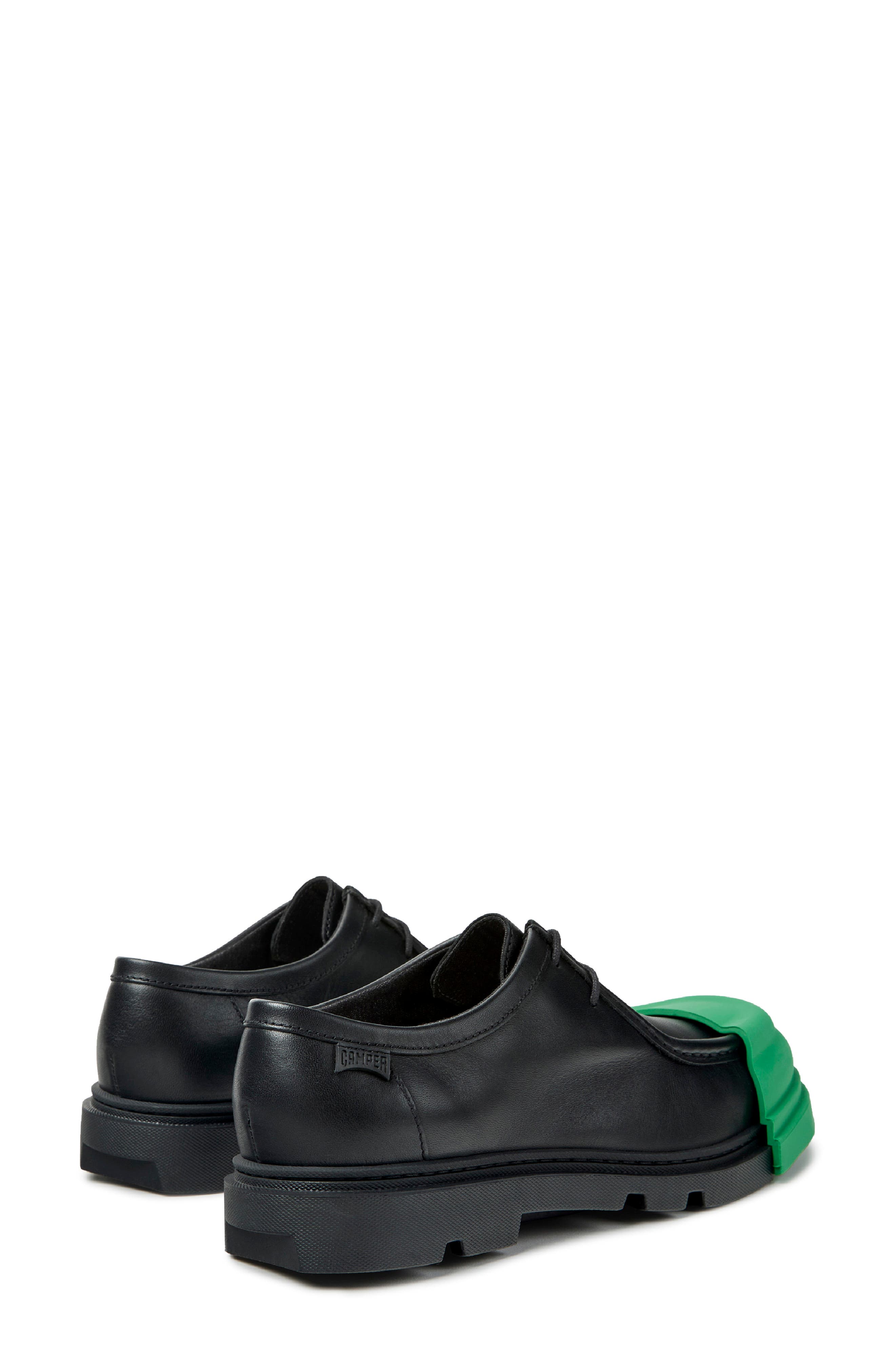 Junction Cap Toe Wallabee Chukka, Alternate, color, BLACK