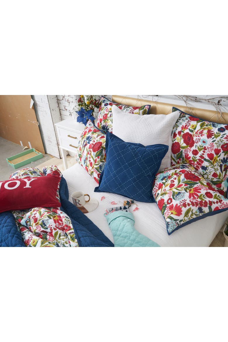 Bella Winter Bedding Single Quilt, Alternate, color, Red