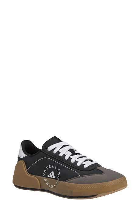 Court Boost Tennis Sneaker