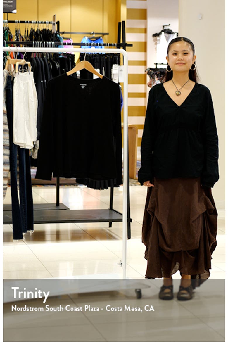Easy V-Neck Long Sleeve Organic Cotton T-Shirt video