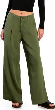 HINT OF BLU Chill Pleated Mid Rise Wide Leg Jeans