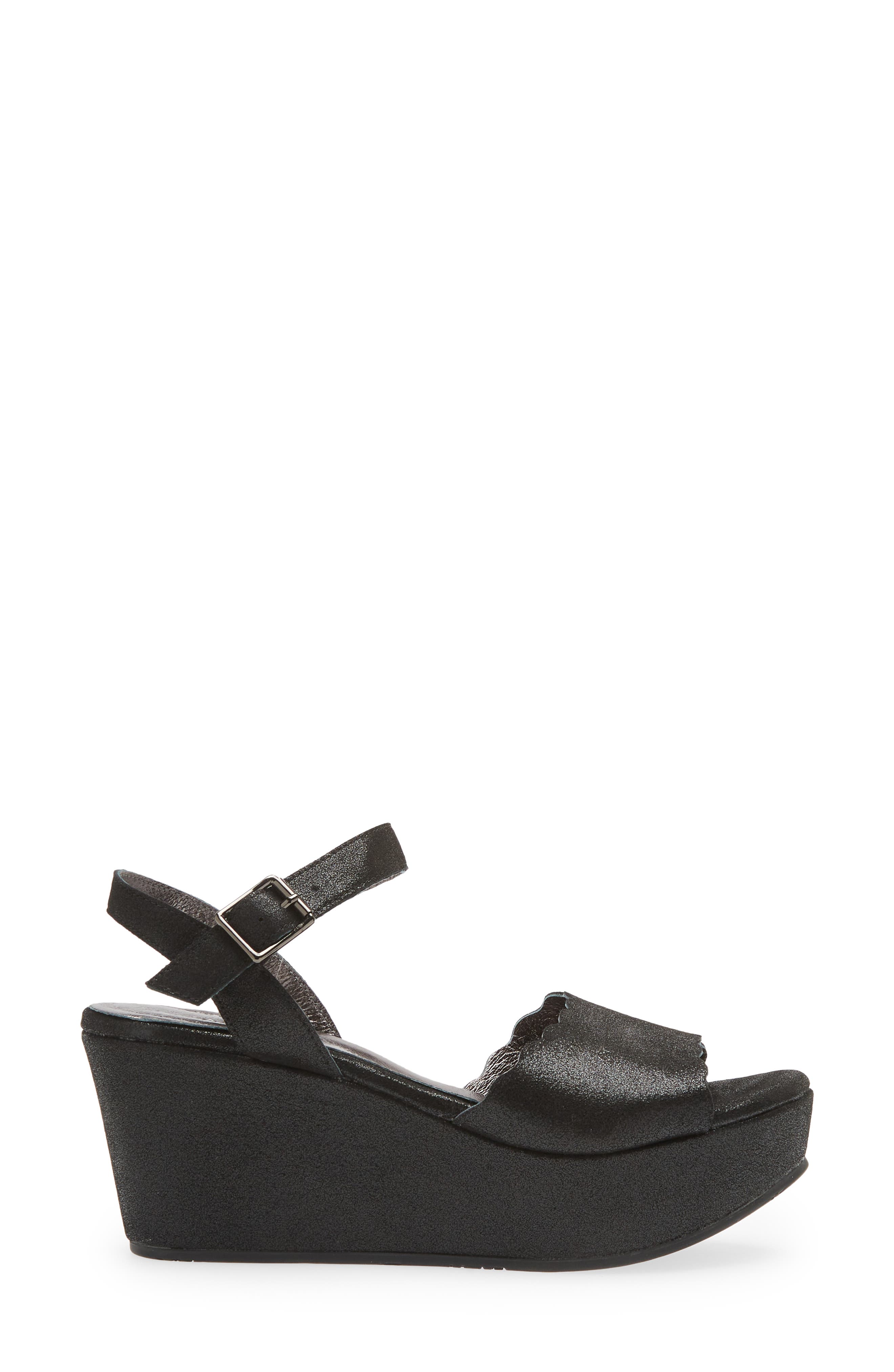 Chocolat Blu Wisdom Platform Wedge Sandal, Alternate, color, 