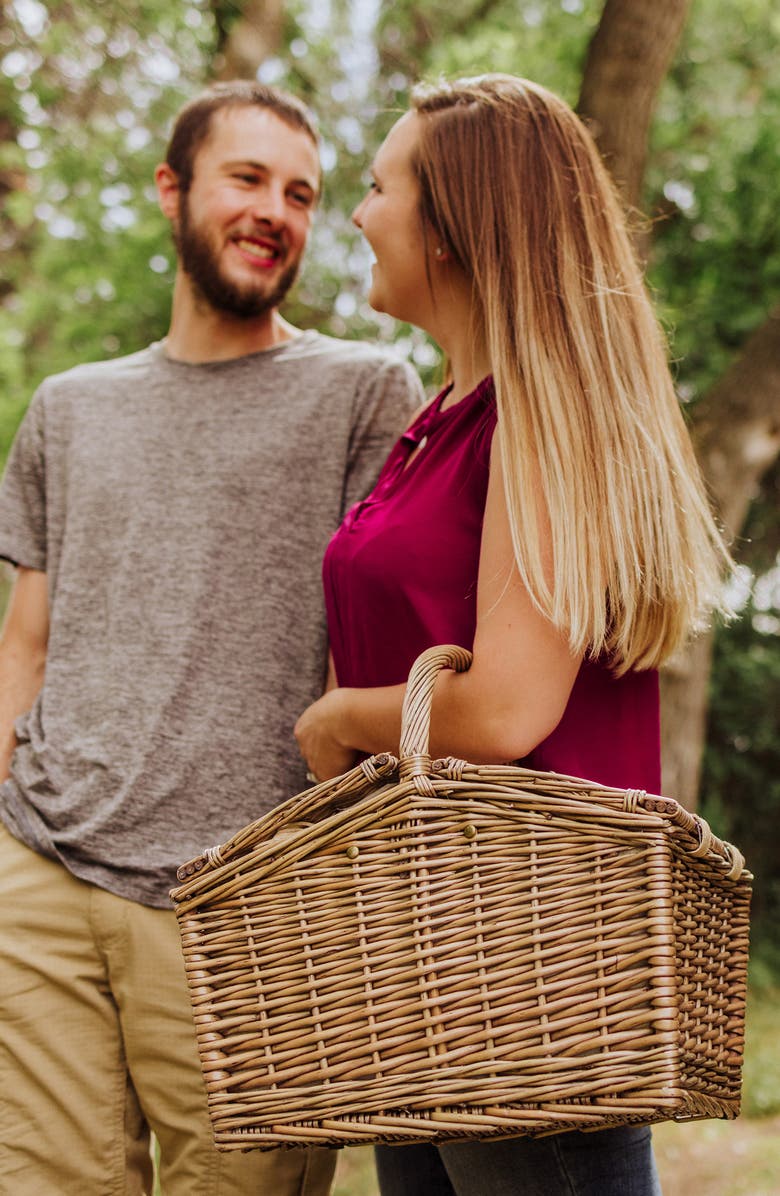 Picnic Time Piccadilly Wicker Picnic Basket, Alternate, color, Beige