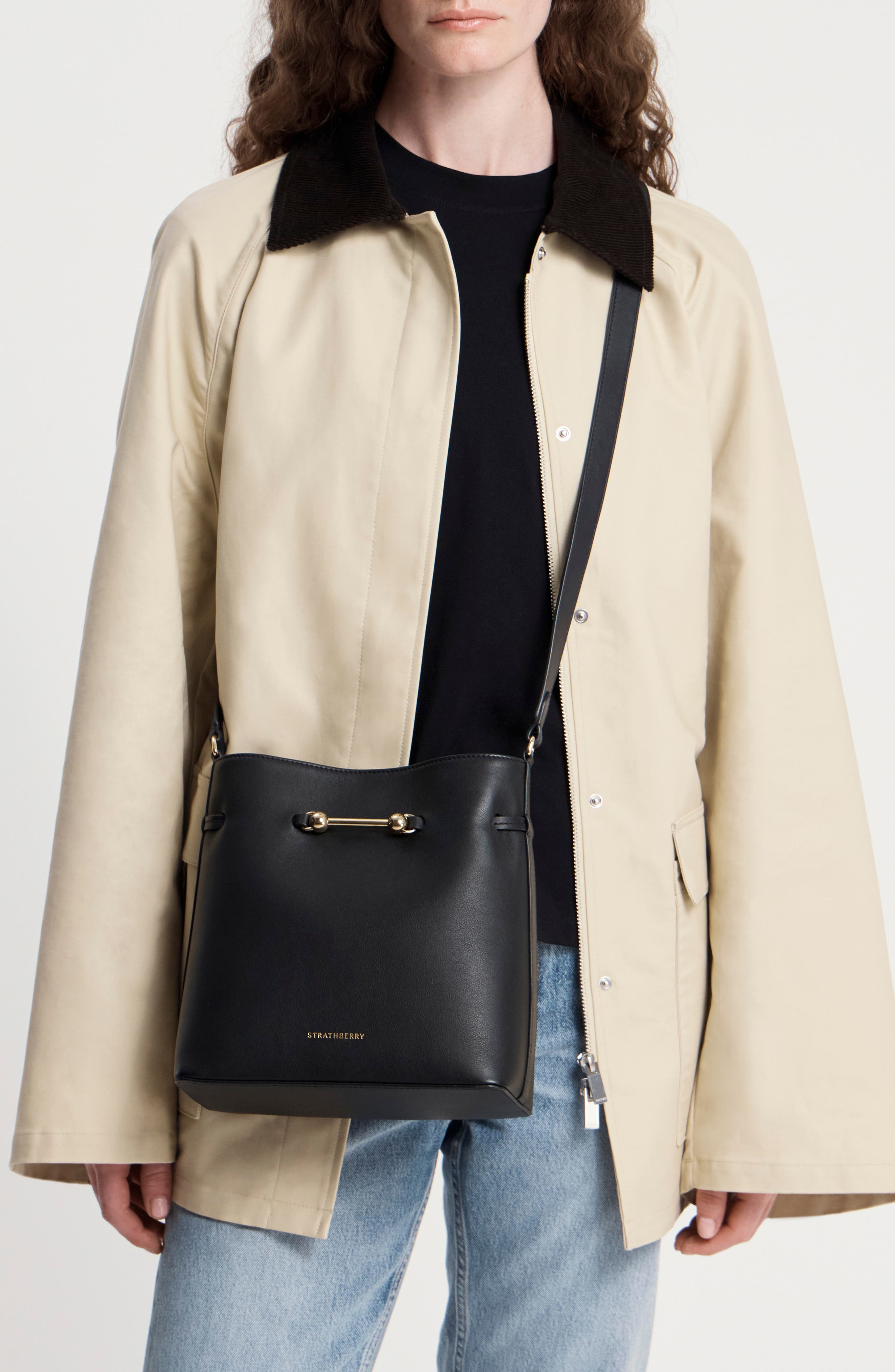 Corda Leather Bucket Bag, Alternate, color, BLACK