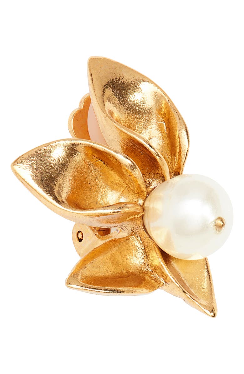 Oscar de la Renta Imitation Pearl Flower Earrings, Alternate, color,