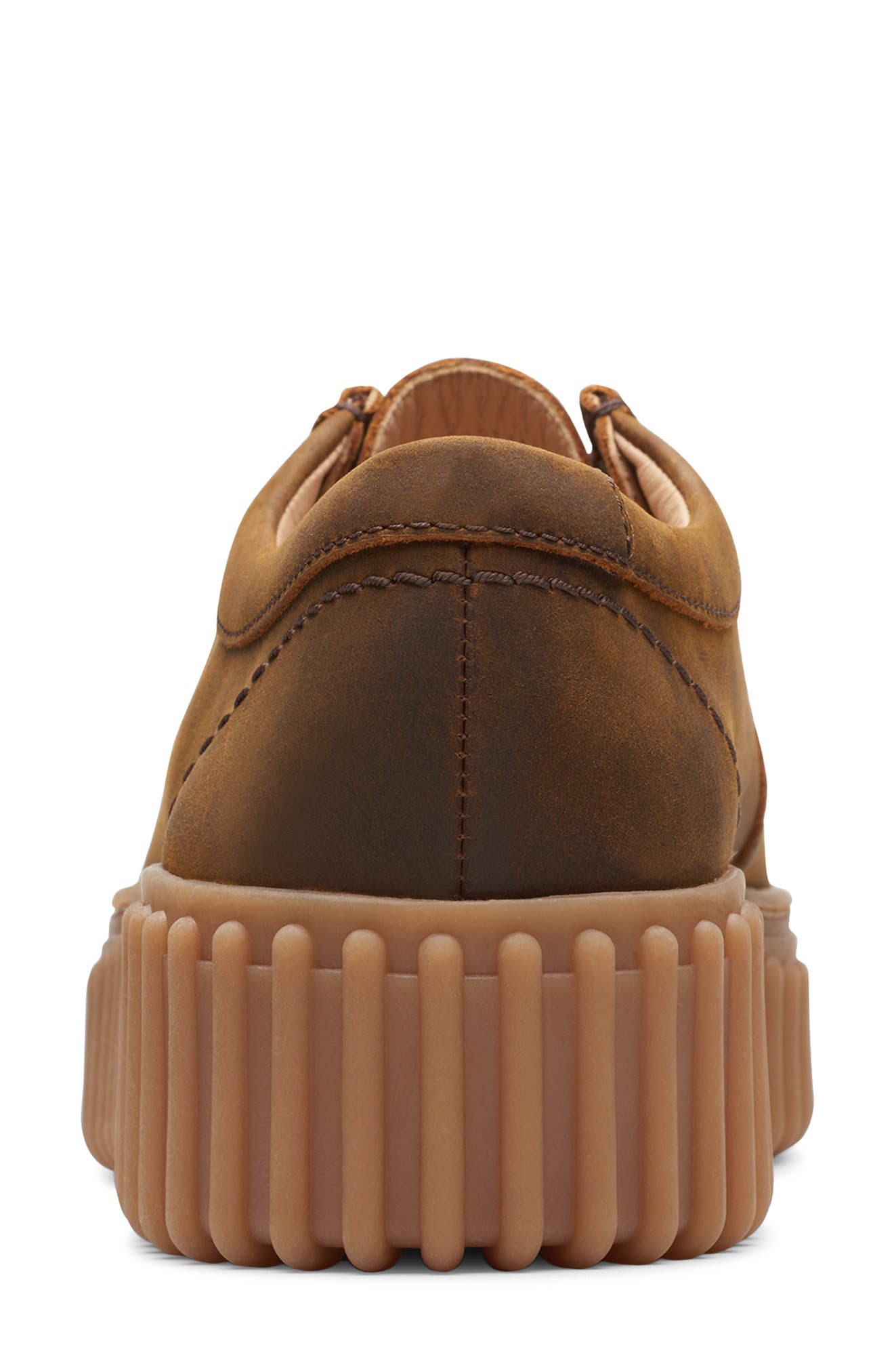 Clarks<sup
®</sup
 Originals Torhill Bee Chukka Sneaker, Alternate, color, Beeswax