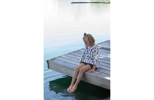Busy Bees Phoebe Pocket Shorts In Indigo Denim Chambray