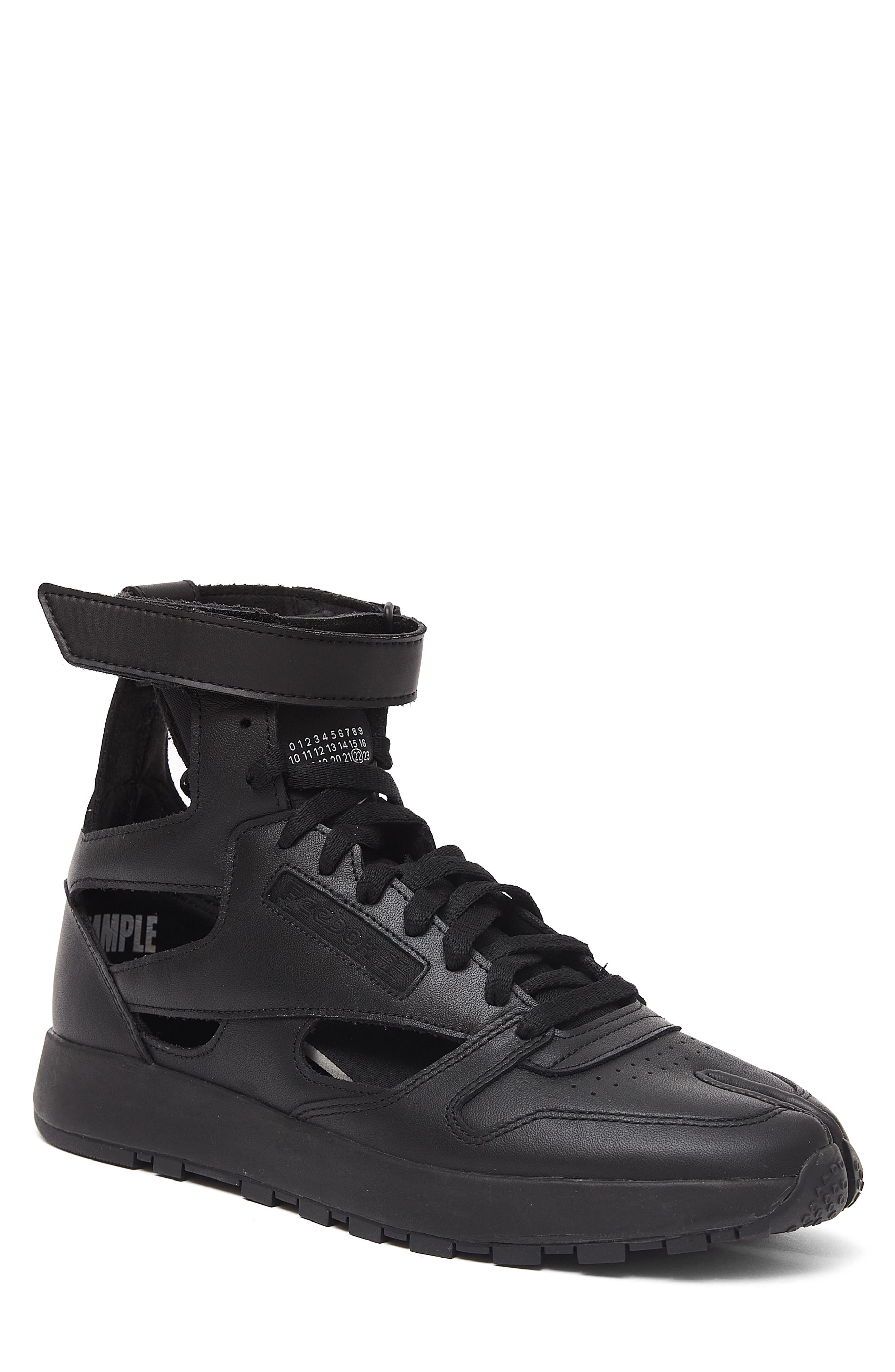Maison Margiela x Reebok Classic Leather Tabi High Top Sneaker, Main, color, 