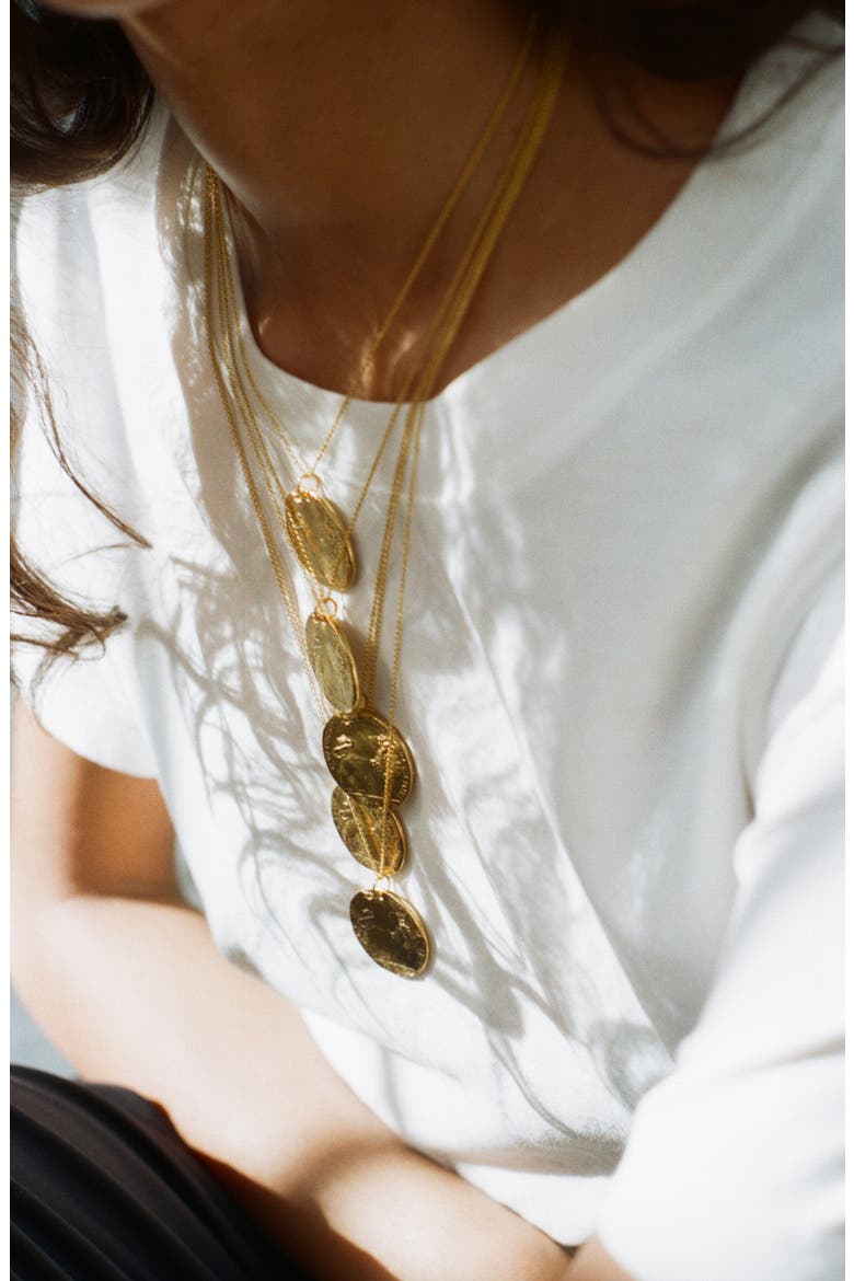 Il Leone Medallion Necklace, Alternate, color, GOLD