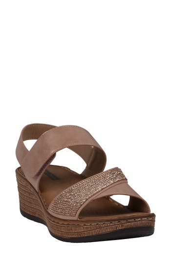 Gc Shoes Luxe Comfort Wedge Sandal In Blush