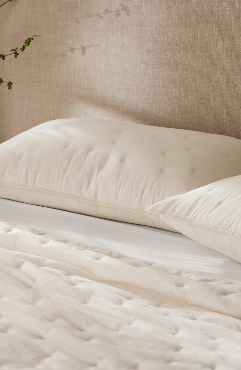 Boll
Branch Airy Voile Quilt
Sham Set, Alternate, color, Natural