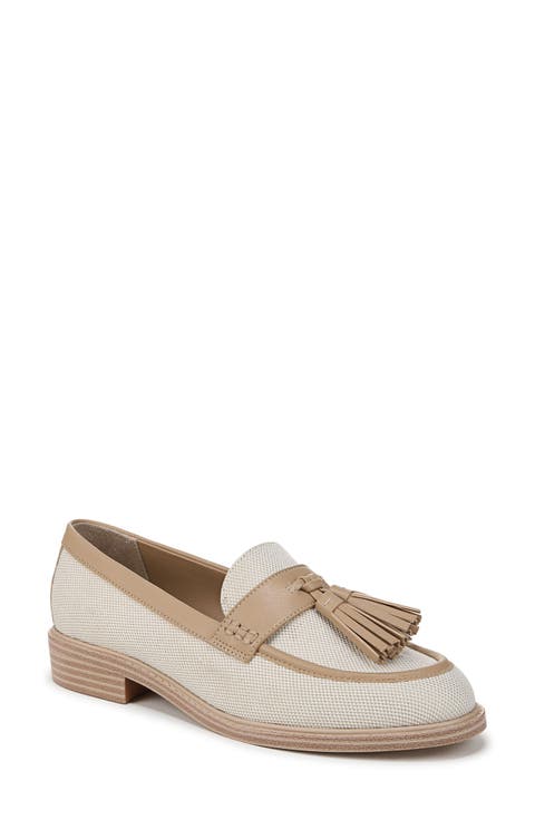 Carolyn Low Tassel Loafer (Women)