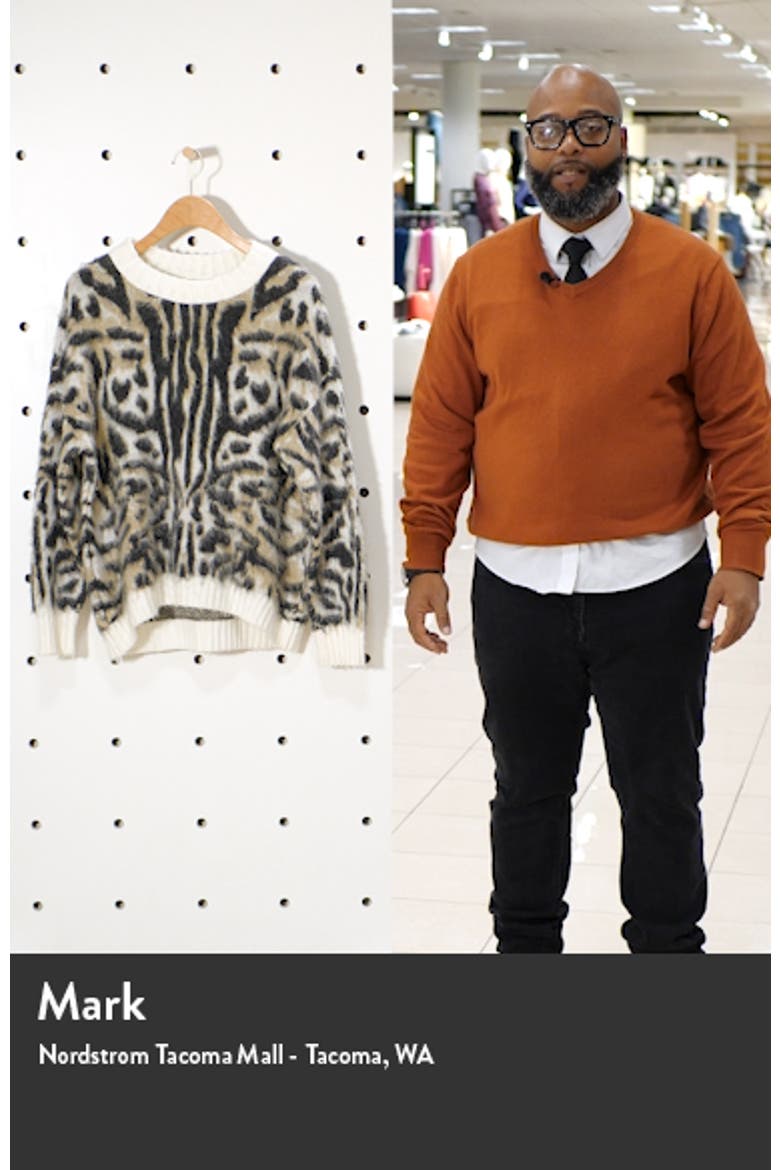 Oversize Brushed Pullover video