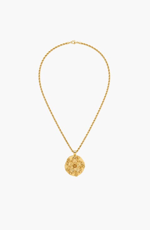 Flower Pendant Rope Necklace In Gold