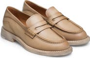 Magnanni Oaklynn Leather Loafer