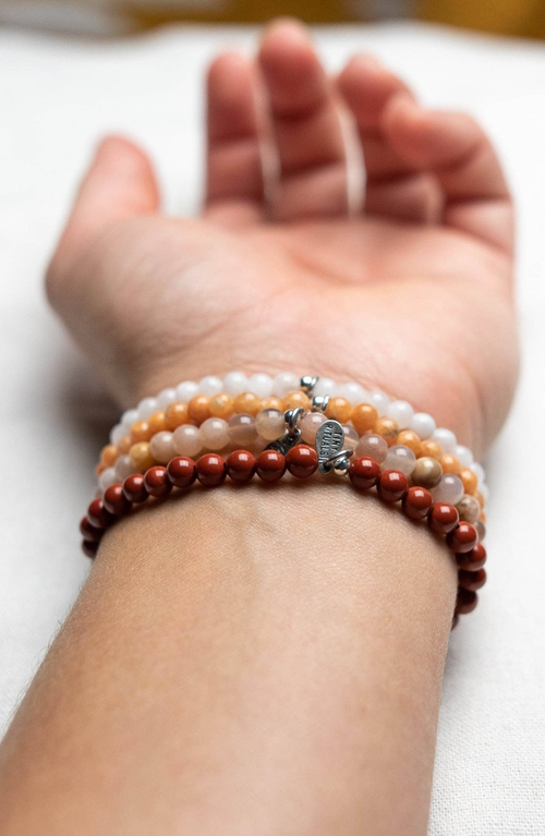Tiny Rituals Cancer Bracelet Set In White/red/orange
