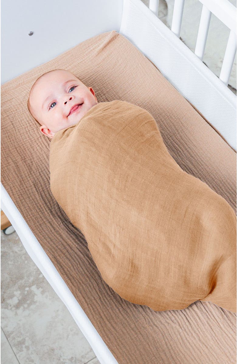 Comfy Cubs Muslin Swaddle Blanket, 1 Pack, Alternate, color, Caramel