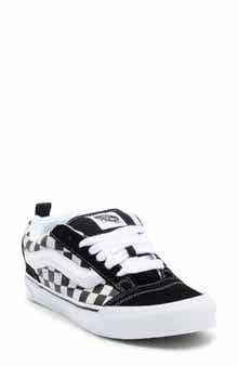 Knu Skool Suede Low Top Sneaker