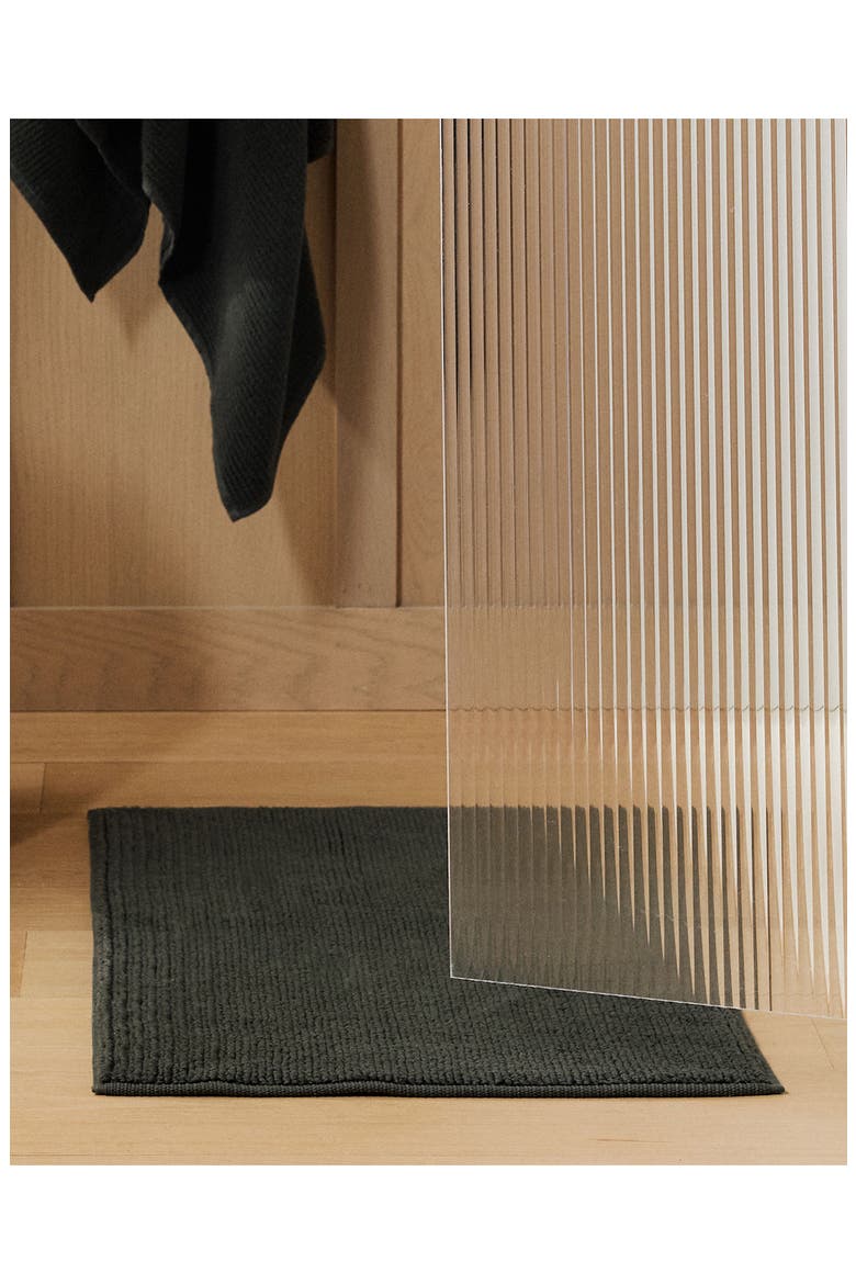 Soft Rib Tub Mat, Alternate, color, EVERGREEN