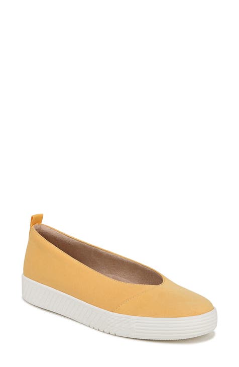 Neela Slip-On Flat (Women)