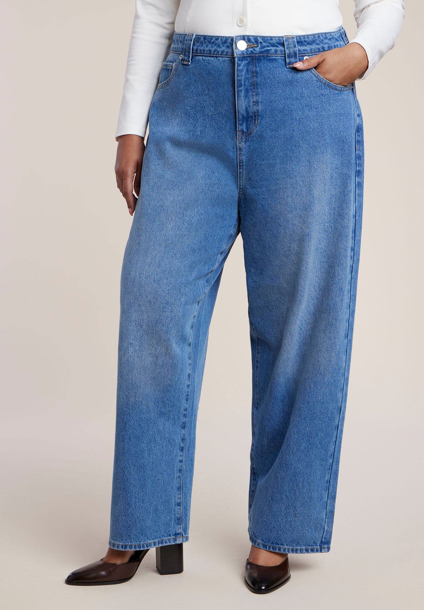 selected MEDIUM WASH