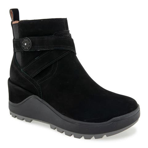 Pattie Water Resistant Casual Boot