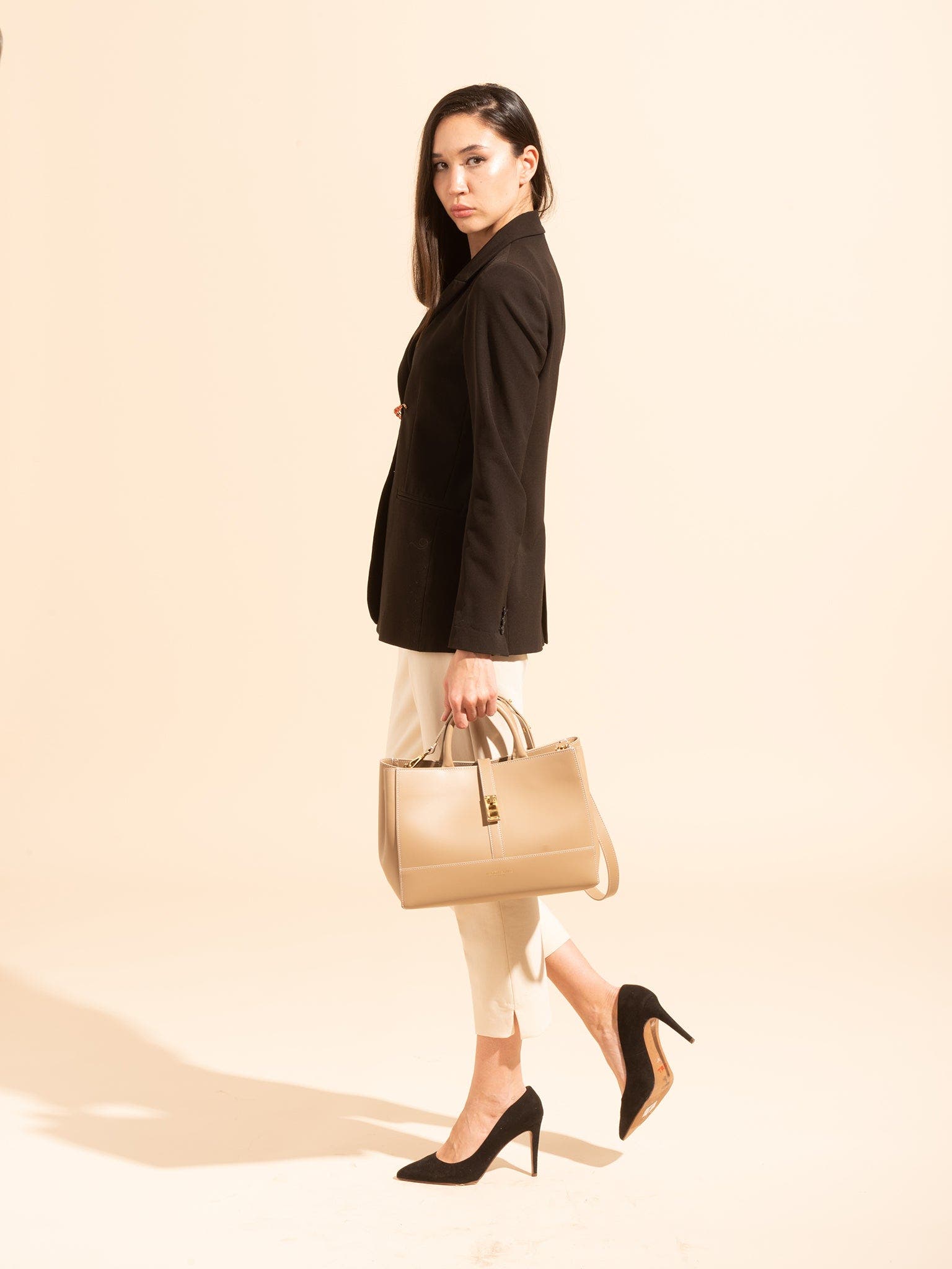 Teddy Blake Lola Vitello 12", Alternate, color, Black/Red