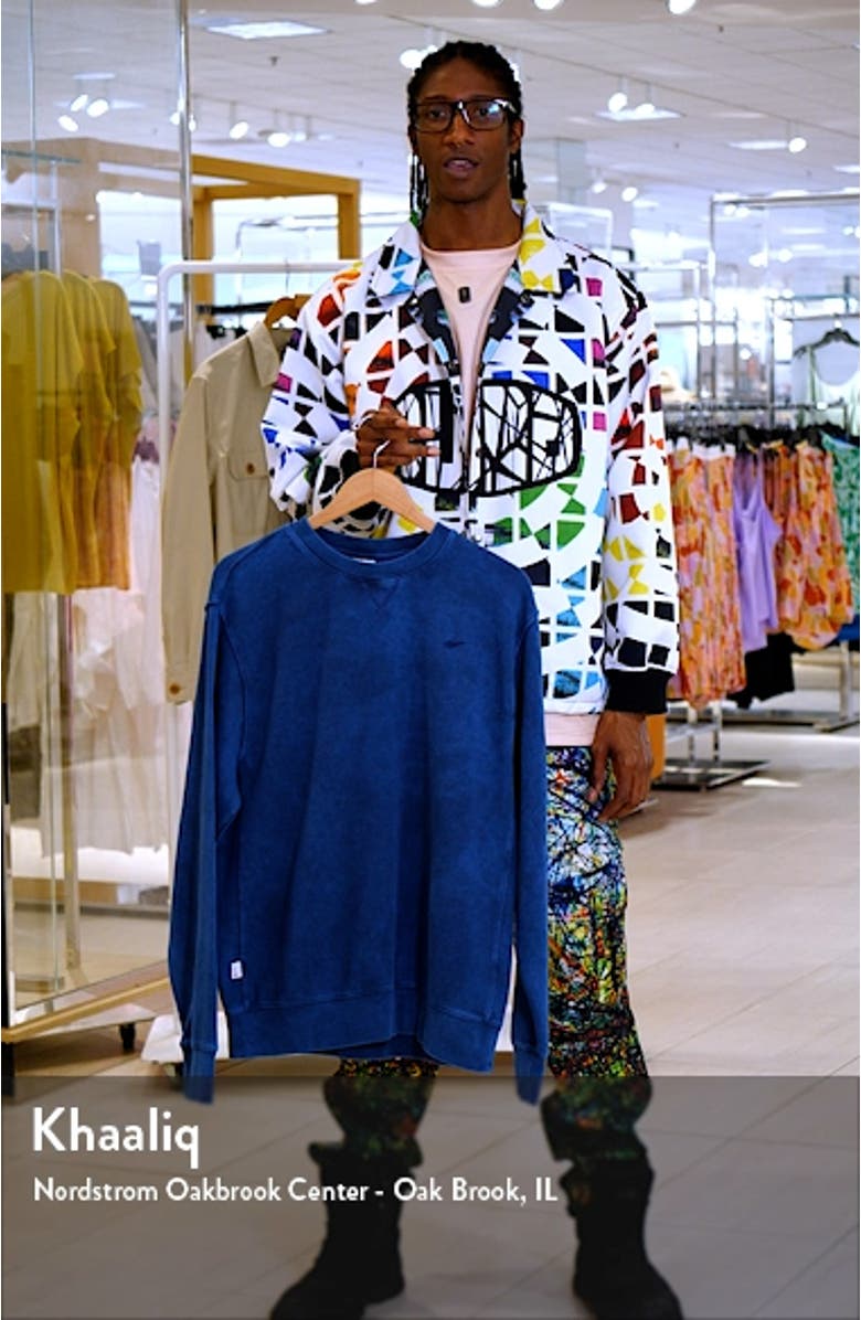 Sportswear Club Crewneck Sweatshirt, sales video thumbnail