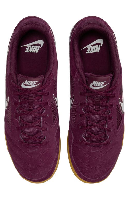 Nike Gato Soccer Sneaker
