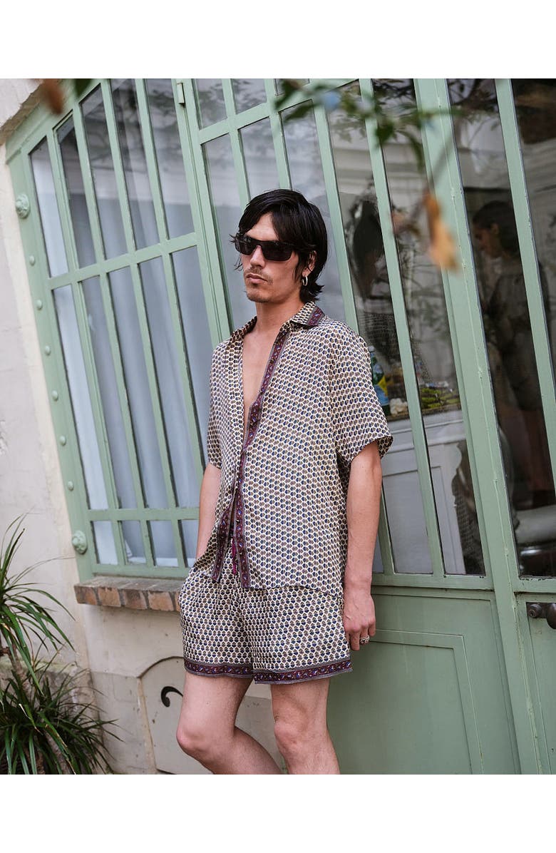 Monzlapur Embossed Botanical Crepe Shorts, Alternate, color, Forest Plum