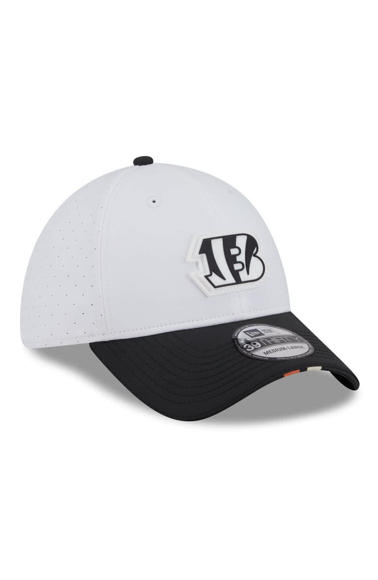 New Era Men's New Era White/Black Cincinnati Bengals 2025 NFL Training Camp 39THIRTY Flex Hat, Alternate, color, White