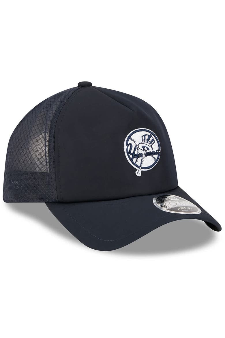 Men's New Era Navy New York Yankees 2026 Batting Practice Alternate Apex 9FORTY Adjustable Hat, Alternate, color, Navy