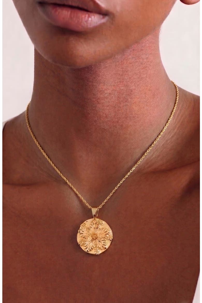 Flower Pendant Rope Necklace In Gold, Alternate, color, Gold