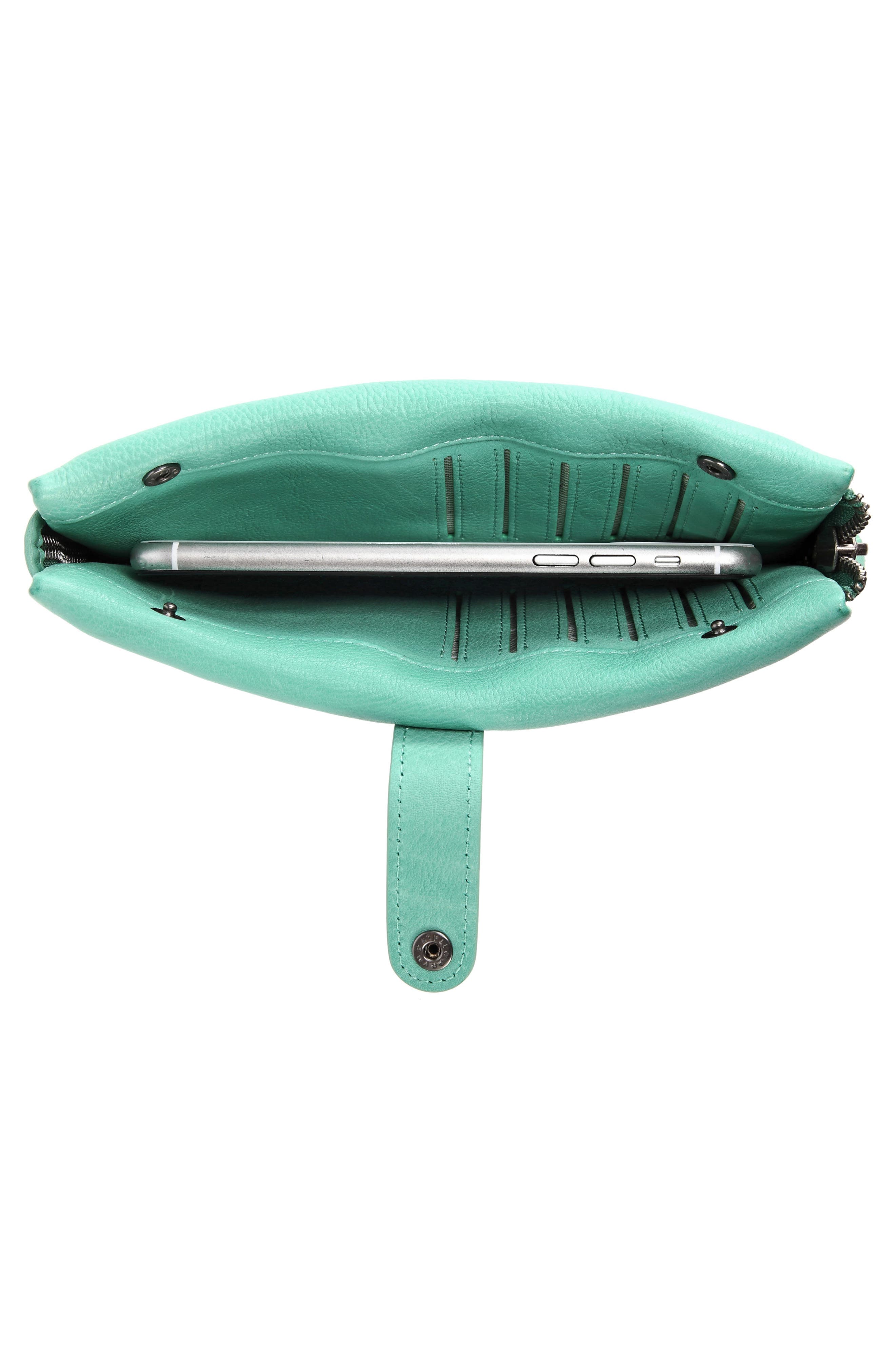 Snapper Clutch, Alternate, color, AQUA
