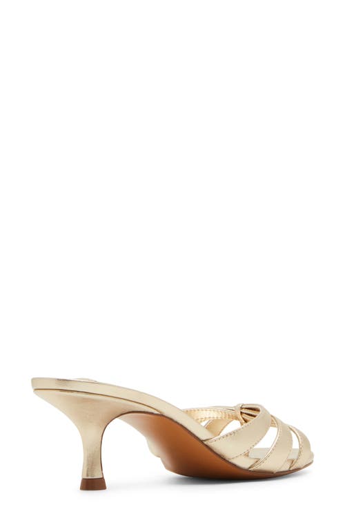 Steve Madden Cary Flip Flop In Gold Leather