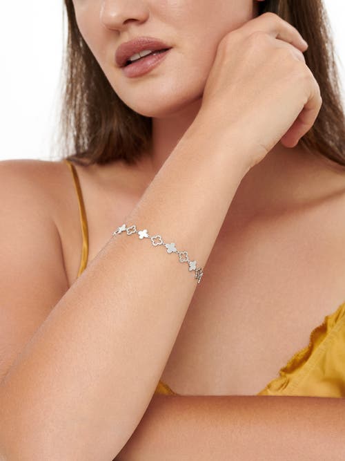 Devata Clover Chain Bracelet In Metallic