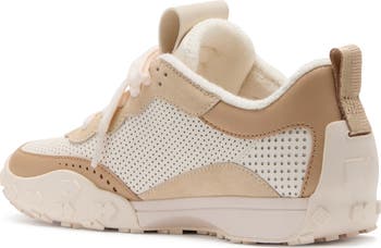 k as in kate low top sneaker